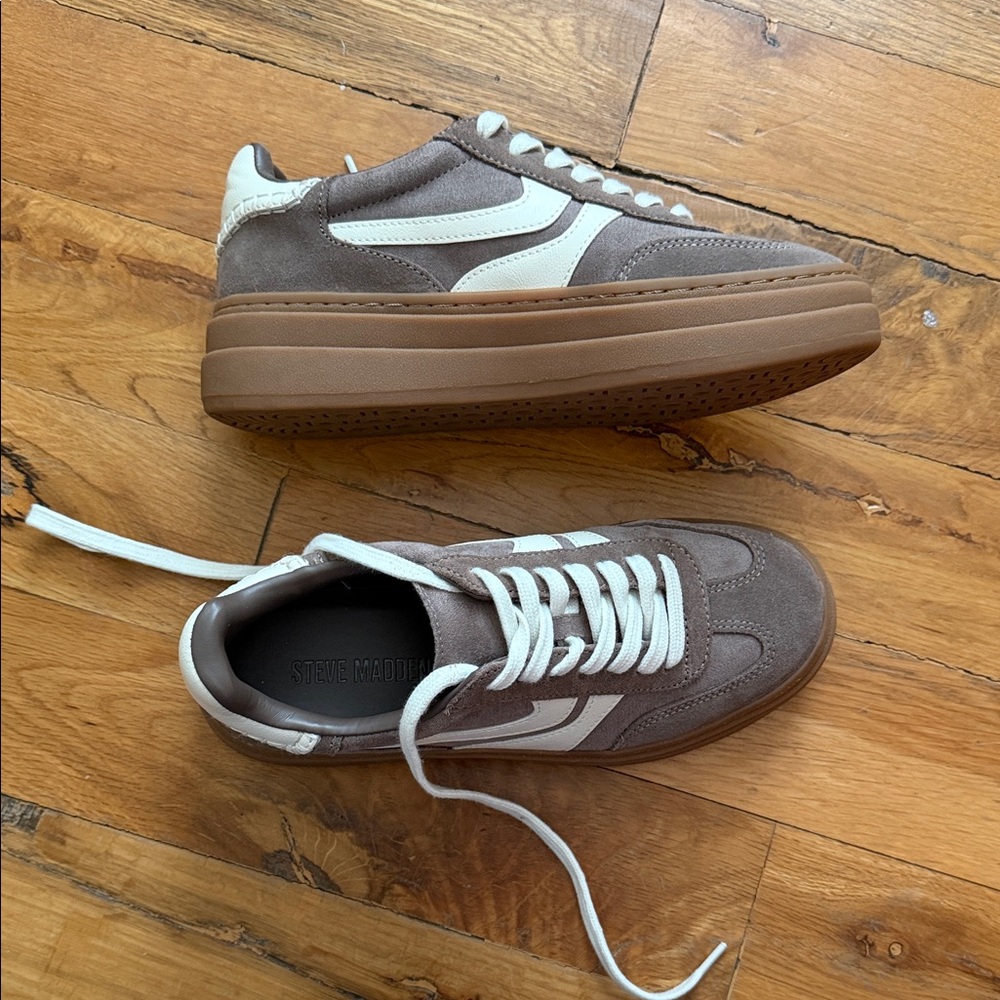 Steve Madden Dodge Platform Sneaker - Women's